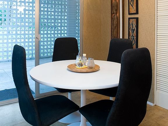 Yosemite House by Capurro + Davis Design, mid-century modern interior in the Palm Springs desert, view 4 of 18