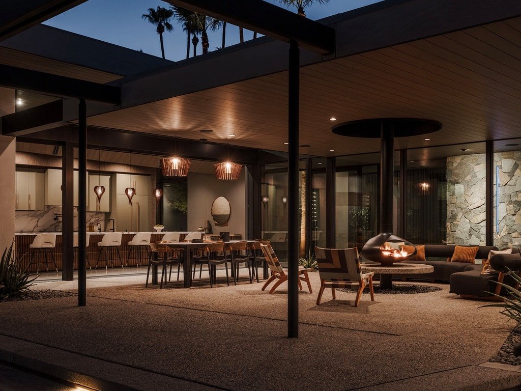 Flannery Residence by Capurro + Davis Design, mid-century modern interior in the Palm Springs desert, view 23 of 33