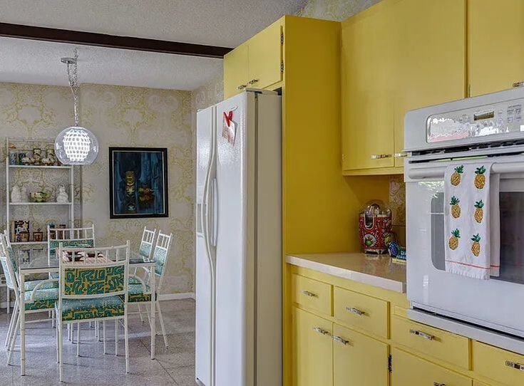 Royal Hawaiian Estates I by Capurro + Davis Design, mid-century modern interior in the Palm Springs desert, view 23 of 33
