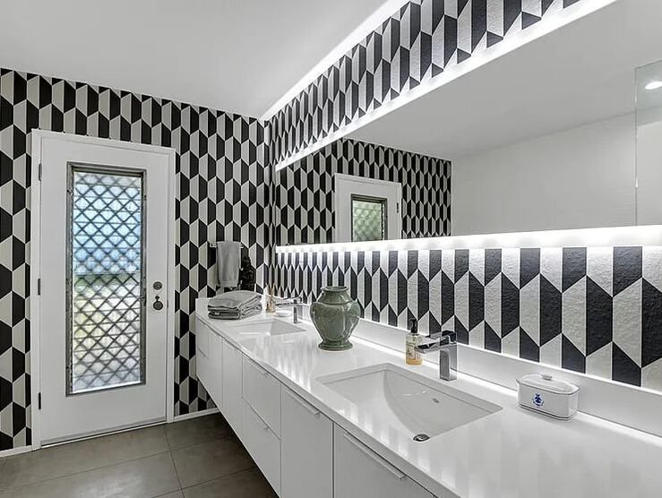 Indian Canyons II by Capurro + Davis Design, mid-century modern interior in the Palm Springs desert, view 4 of 8