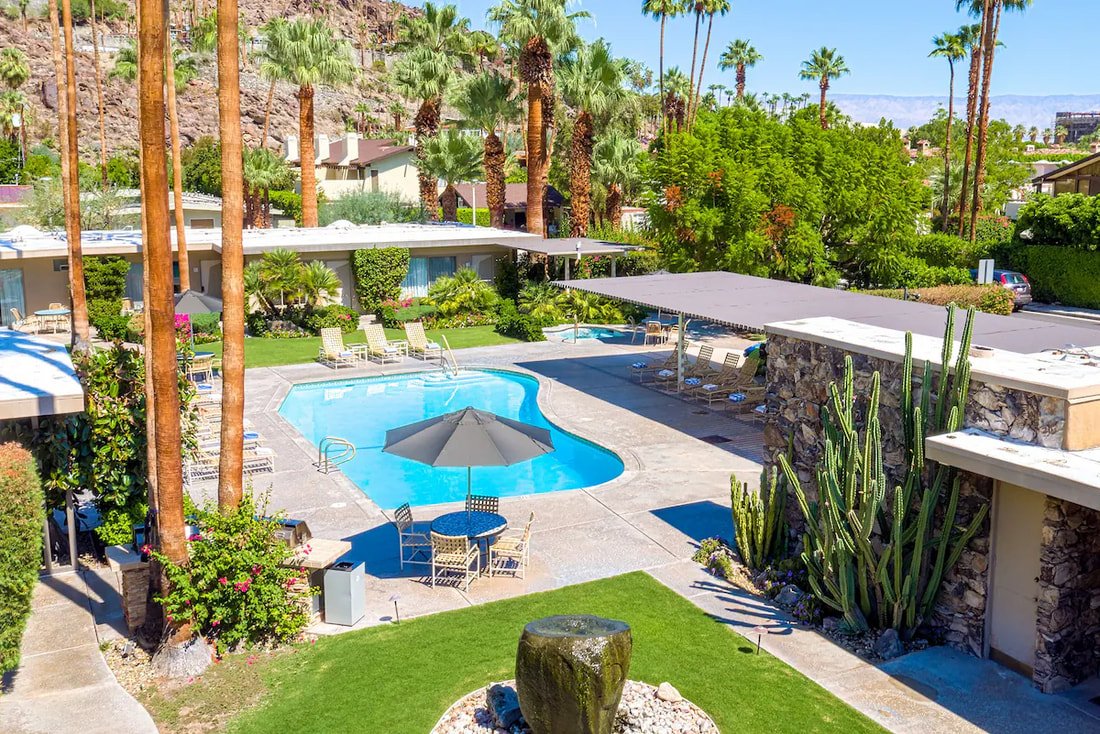 Desert Hills Hotel by Capurro + Davis Design, mid-century modern interior in the Palm Springs desert, view 17 of 18