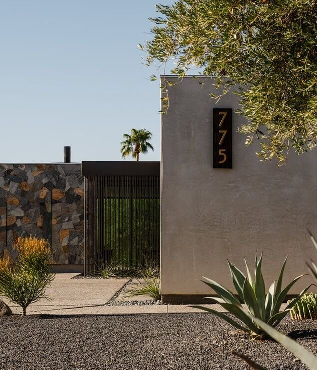Flannery Residence by Capurro + Davis Design, mid-century modern interior in the Palm Springs desert, view 14 of 33