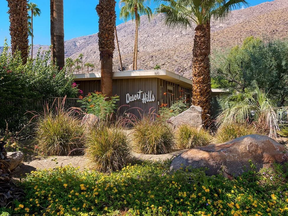 Desert Hills Hotel by Capurro + Davis Design, mid-century modern interior in the Palm Springs desert, view 14 of 18