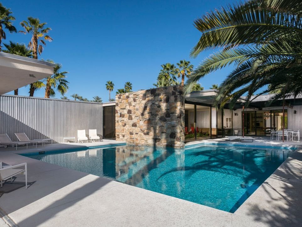 Kenaston House by Capurro + Davis Design, mid-century modern interior in the Palm Springs desert, view 13 of 19