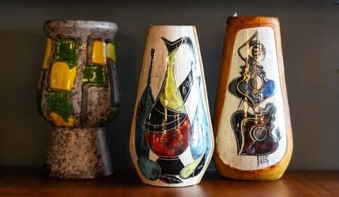 Accessories by Capurro + Davis Design, mid-century modern interior in the Palm Springs desert, view 8 of 18