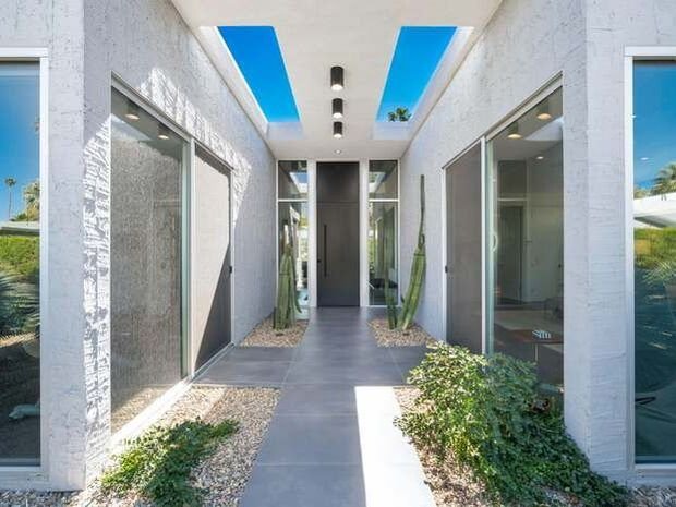 Tamarisk West by Capurro + Davis Design, mid-century modern interior in the Palm Springs desert, view 37 of 41