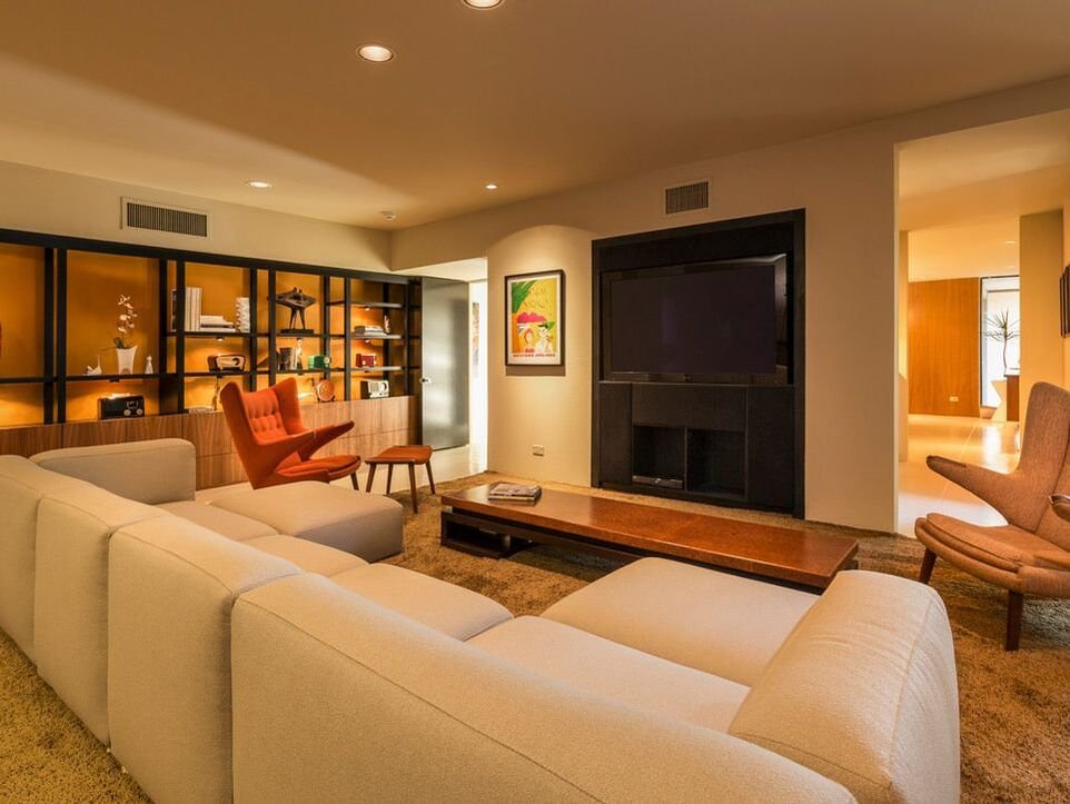 Kenaston House by Capurro + Davis Design, mid-century modern interior in the Palm Springs desert, view 15 of 19