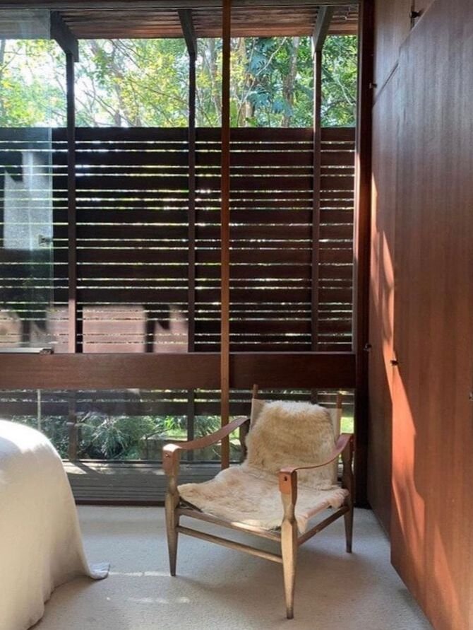 Jack House by Capurro + Davis Design, mid-century modern interior in the Palm Springs desert, view 19 of 33