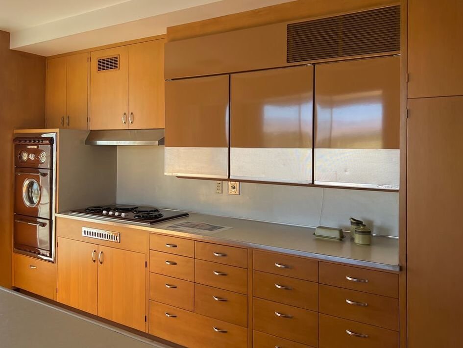 Cree House by Capurro + Davis Design, mid-century modern interior in the Palm Springs desert, view 7 of 22